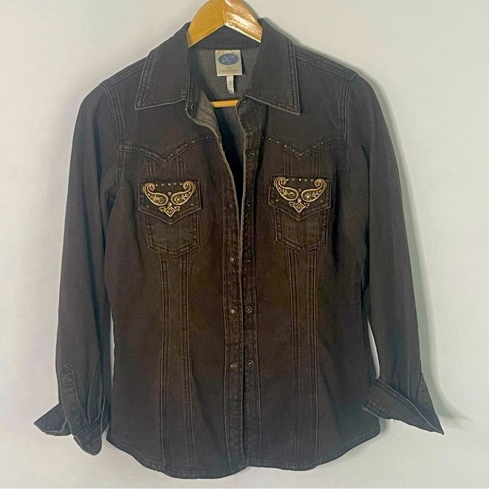Vintage 90s country western DG2 brown studded tapered denim shirt jacket Size S